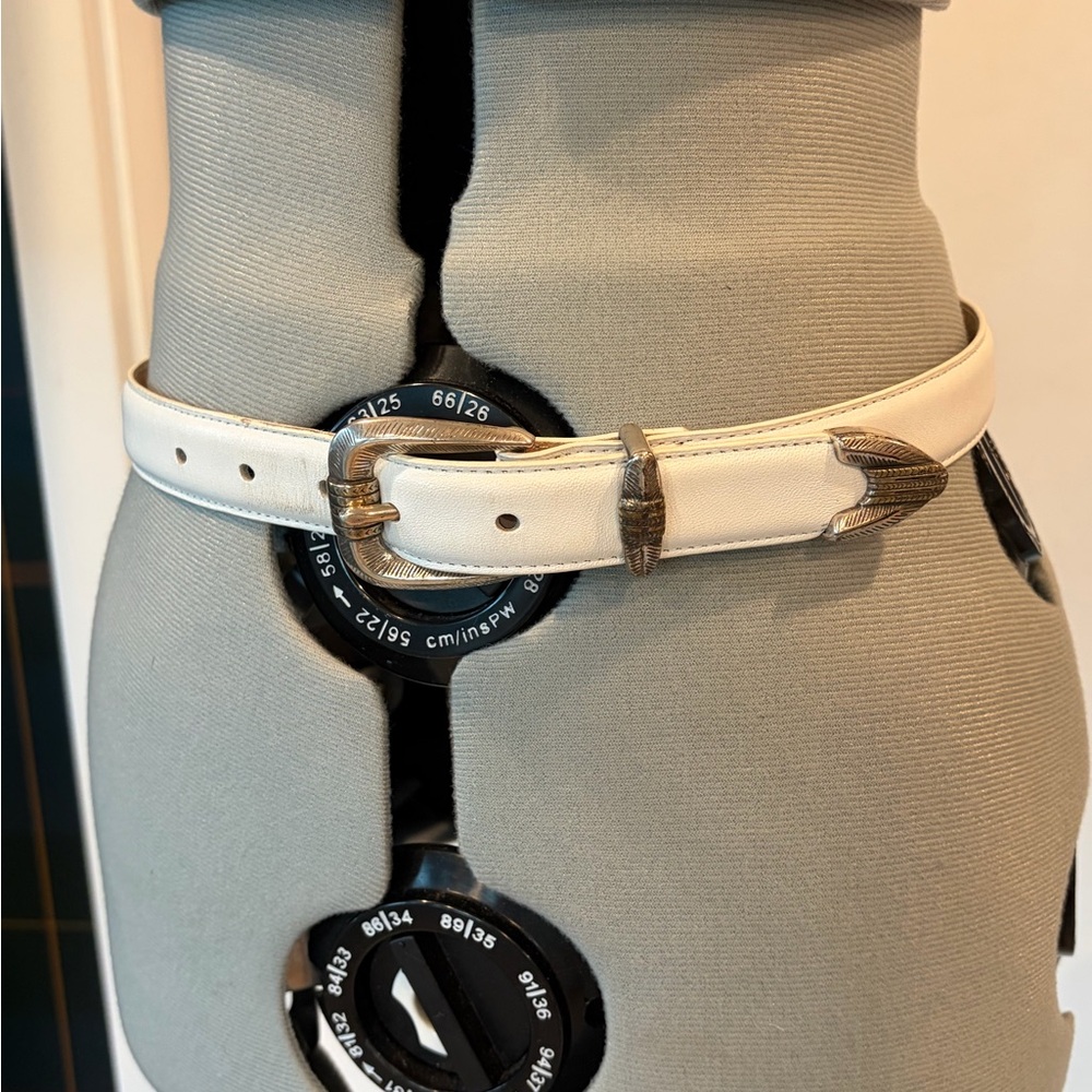 Vintage Leather Belt, Antiqued Silver Buckle & tip, southwestern style, white, S - Picture 7 of 9